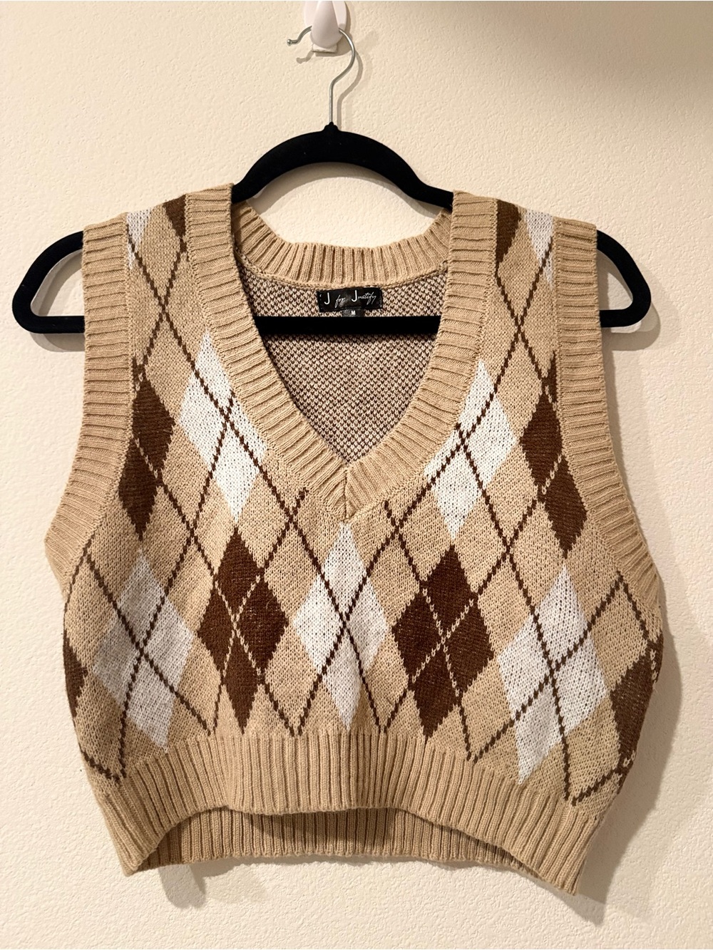 J for Justify Beige Brown Argyle V-Neck Sweater Size Medium Vest-Preppy